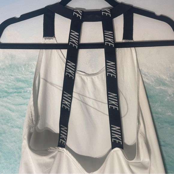 Nike, Dri-Fit, small, very good condition. - Picture 4 of 9